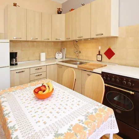 Schoenes In Mit Eigenem Balkon Und Meerblick Apartman Baška